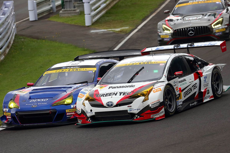 Illustration for article titled GT300 Is The Coolest Racing Series You're Probably Not Watching